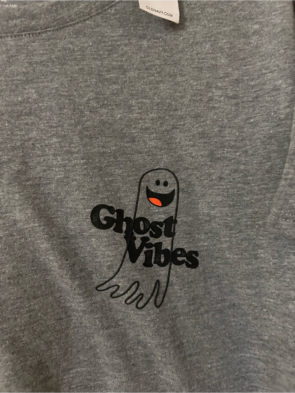 NWT Old Navy Women’s XL Gray 'Ghost Vibes' Graphic Tee